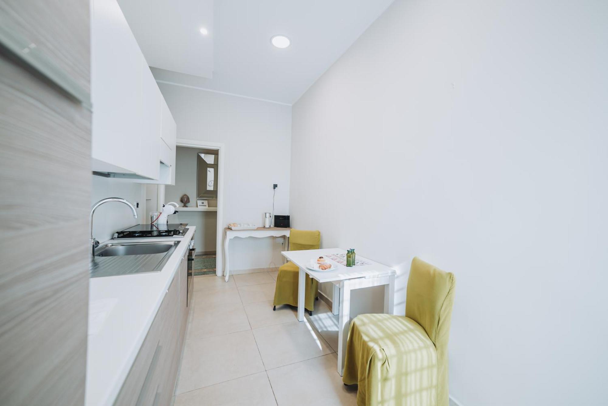 Apartment De Rossi 43 Bari